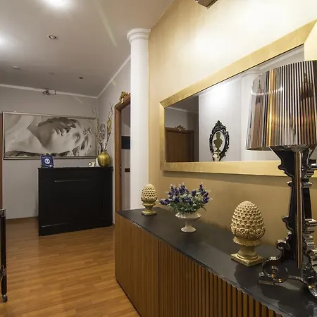 Rosmini Bed & Breakfast 2*